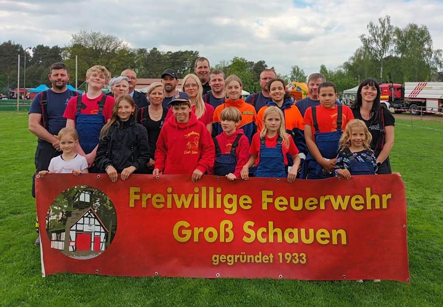 krasse Dorfkids beim 125-jährigen Jubiläum der Feuerwehr Storkow